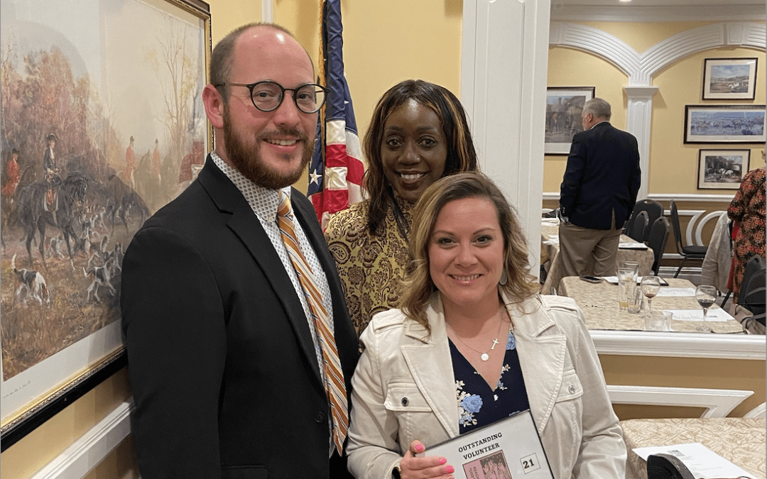 Sarah Emerson honored with 2022 Unsung Hero Award